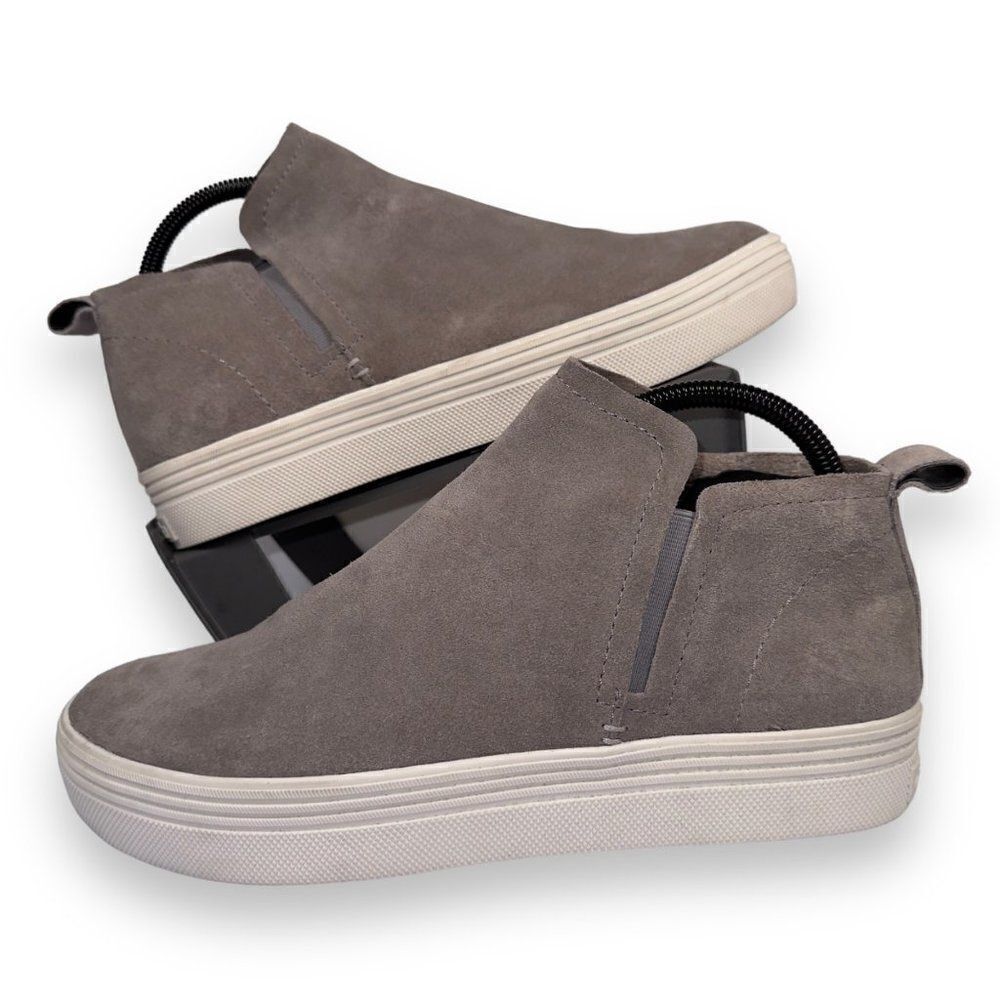 DV by Dolce Vita Tasha Ankle Sneakers Grey Suede Women's 10
